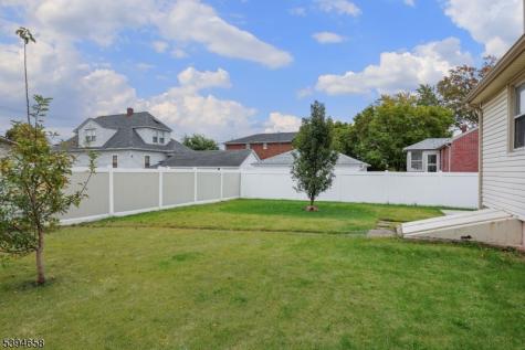 825 Dennis Place Linden NJ 07036