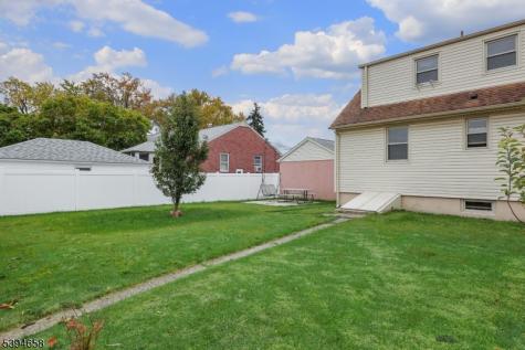 825 Dennis Place Linden NJ 07036