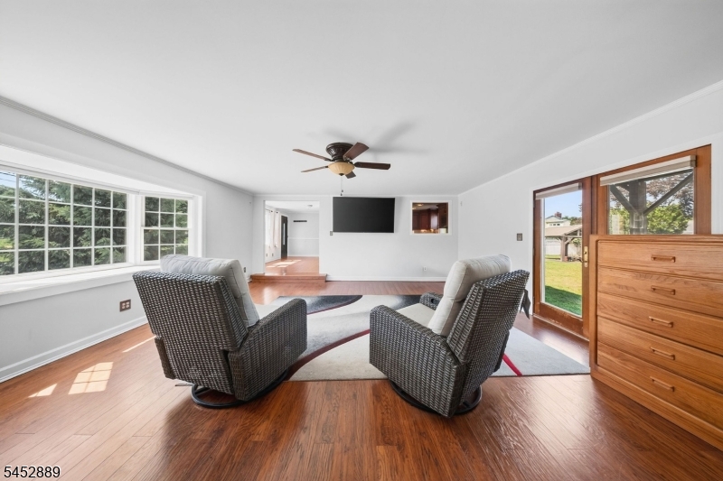 647 Cook Avenue Middlesex NJ 08846
