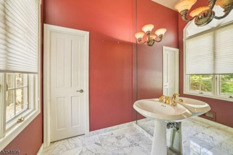 7 Nottingham Way Warren NJ 07059