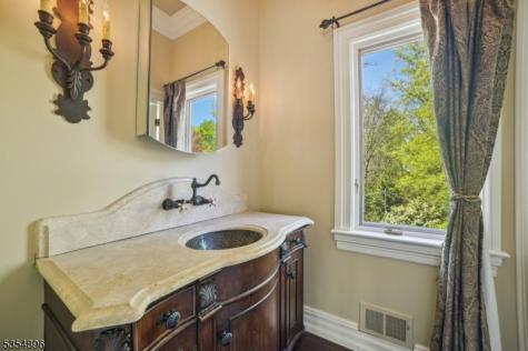 7 Nottingham Way Warren NJ 07059