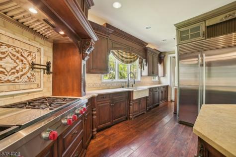 7 Nottingham Way Warren NJ 07059