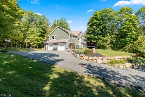 1036 Scenic Drive Jefferson NJ 07438