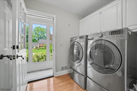 52 Hampton Road Chatham NJ 07928