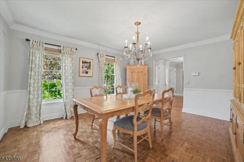 52 Hampton Road Chatham NJ 07928