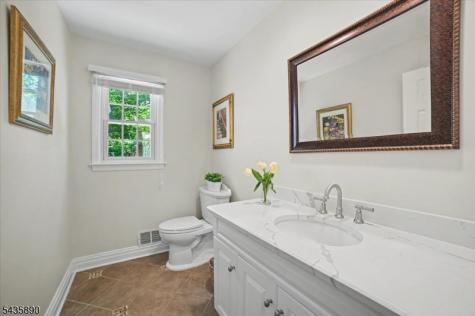 52 Hampton Road Chatham NJ 07928