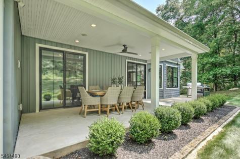 1 Sydney Lane Lebanon NJ 07865