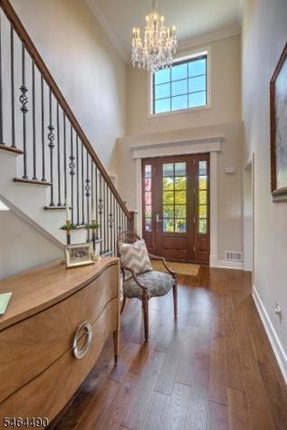 1 Sydney Lane Lebanon NJ 07865