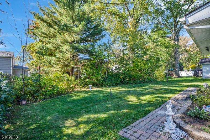 14 Woodside Road Springfield NJ 07081