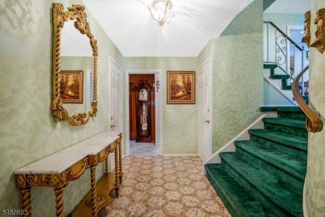 14 Woodside Road Springfield NJ 07081