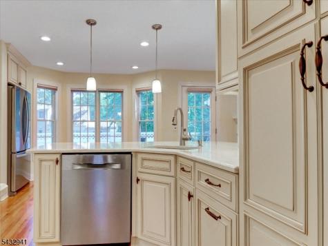 15 Woodrow Place West Caldwell NJ 07006