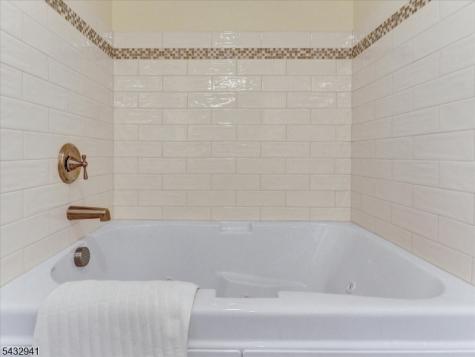 15 Woodrow Place West Caldwell NJ 07006