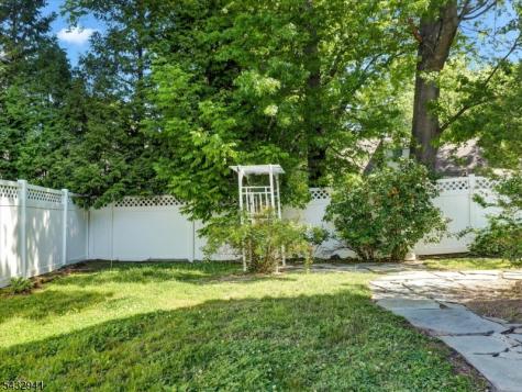 15 Woodrow Place West Caldwell NJ 07006