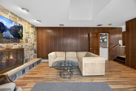 43 Old Mill Drive Denville NJ 07834