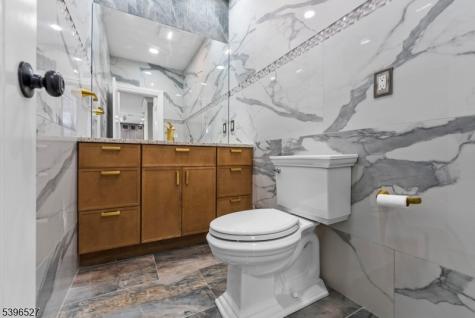 45 Dietrich Lane North Haledon NJ 07508