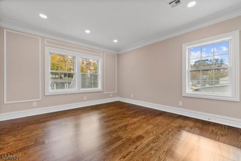 45 Dietrich Lane North Haledon NJ 07508