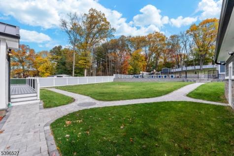 45 Dietrich Lane North Haledon NJ 07508