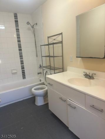 185 Parrow Street City Of Orange NJ 07050