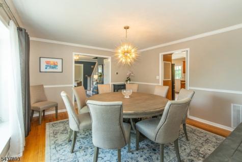 1 Tulip Lane Randolph NJ 07869