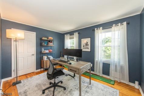 1 Tulip Lane Randolph NJ 07869