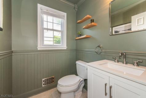 1 Tulip Lane Randolph NJ 07869