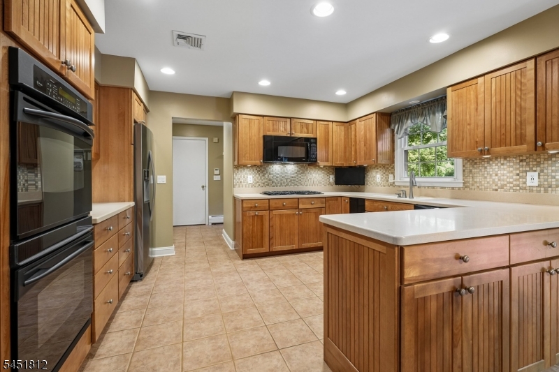 12 Eagle Nest Lane Washington NJ 07853