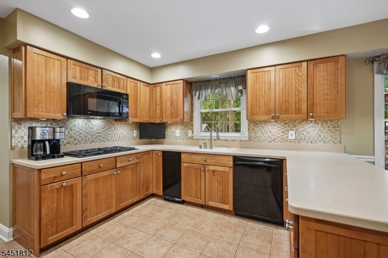12 Eagle Nest Lane Washington NJ 07853