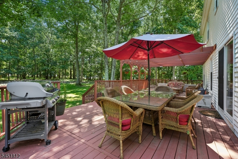 12 Eagle Nest Lane Washington NJ 07853