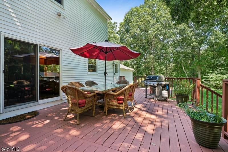 12 Eagle Nest Lane Washington NJ 07853