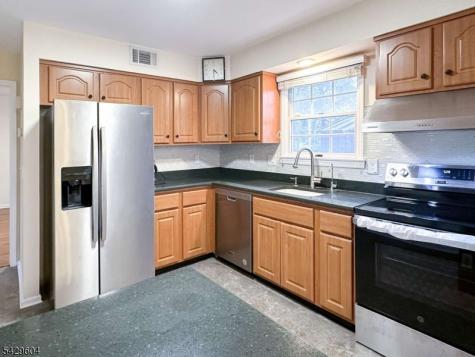 170 Smithfield Court Bernards NJ 07920