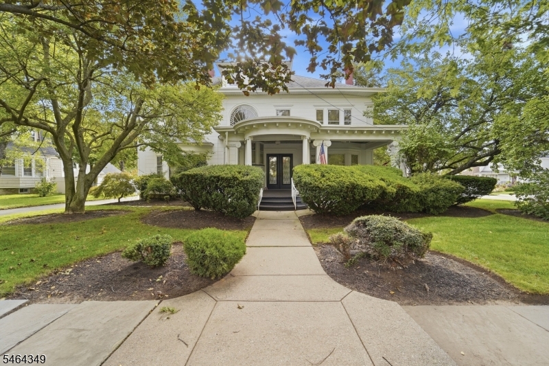 676 Belgrove Drive Kearny NJ 07032