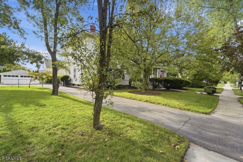 676 Belgrove Drive Kearny NJ 07032