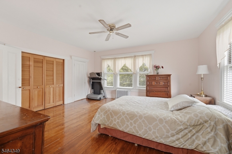676 Belgrove Drive Kearny NJ 07032