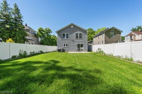 144 E 7th Avenue Roselle NJ 07203