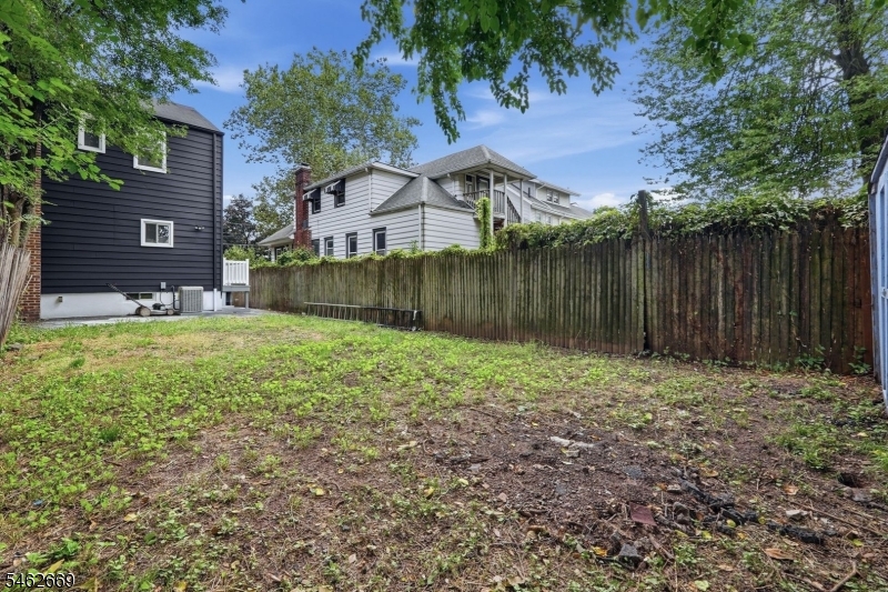 243 N 15th Street Bloomfield NJ 07003