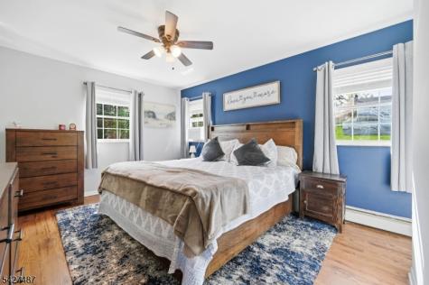 11 Davis Terrace Andover NJ 07860