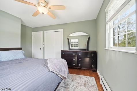 11 Davis Terrace Andover NJ 07860