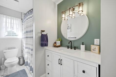 11 Davis Terrace Andover NJ 07860