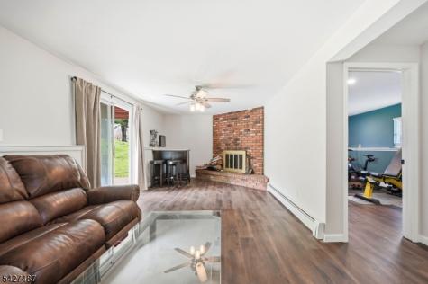 11 Davis Terrace Andover NJ 07860