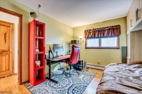 606 Knopf Street Linden NJ 07036