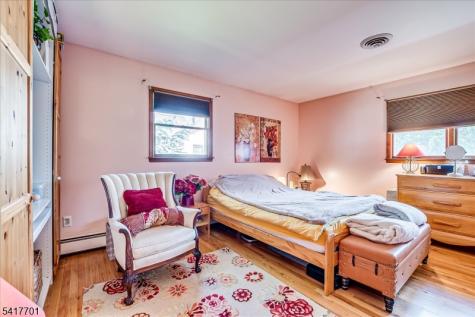 606 Knopf Street Linden NJ 07036