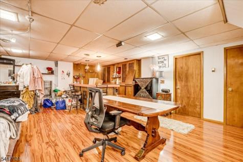 606 Knopf Street Linden NJ 07036