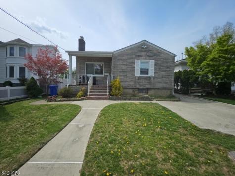 431 Terhune Avenue Paramus NJ 07652