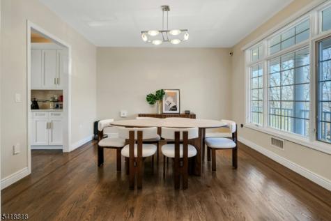 26 Sunset Road Livingston NJ 07039