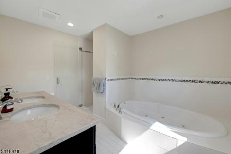 26 Sunset Road Livingston NJ 07039