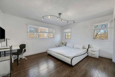 26 Sunset Road Livingston NJ 07039