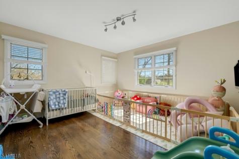 26 Sunset Road Livingston NJ 07039