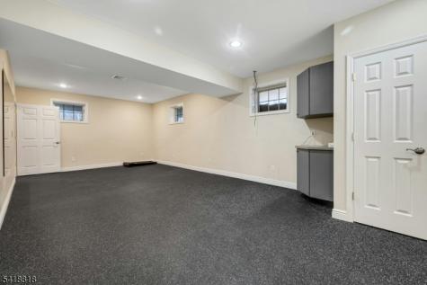 26 Sunset Road Livingston NJ 07039