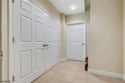26 Sunset Road Livingston NJ 07039
