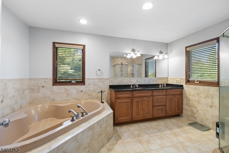 3 Hughey Lane Hillsborough NJ 08844